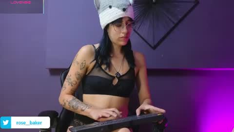 Snapshot of rose_baker_ chatting on 07/15/26, 12:21 ROSE BAKER online show from 07/15/26, 12:21