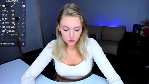 Rose but u can call me princess online show from 09/29/25, 07:30