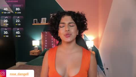 Snapshot of rose_dangel1 chatting on 02/06/25, 11:26 Rose online show from 02/06/25, 11:26