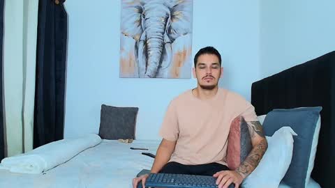 Rose And Dom online show from 01/05/25, 01:35