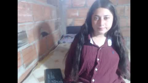 Snapshot of rose_domy chatting on 12/01/25, 05:29 rose and domy online show from 12/01/25, 05:29