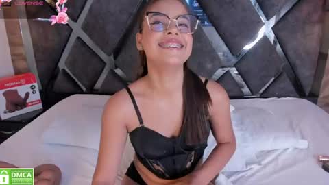 Snapshot of rose_evans__ chatting on 06/27/26, 08:36 Rose online show from 06/27/26, 08:36