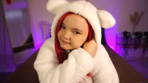 Rose LuvV follow me baby online show from 12/20/25, 07:48