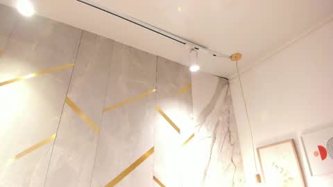 Rose 3 online show from 04/27/26, 08:07