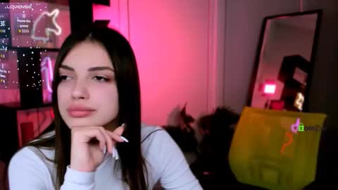 rose online show from 11/26/25, 07:15