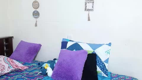 rose_towers4 online show from 01/16/26, 10:08