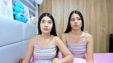 Rose y Miah online show from 07/13/26, 03:20