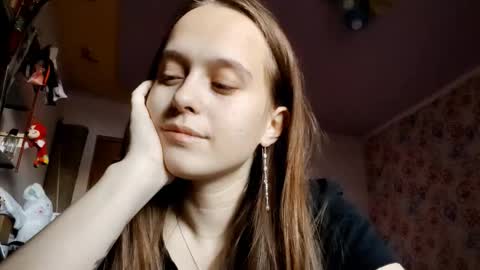 Sophie online show from 12/16/25, 06:07