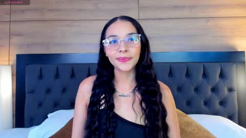 roseaurora online show from 04/05/26, 12:24