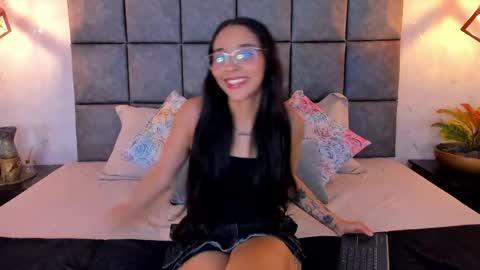 roseaurora online show from 06/02/26, 10:39
