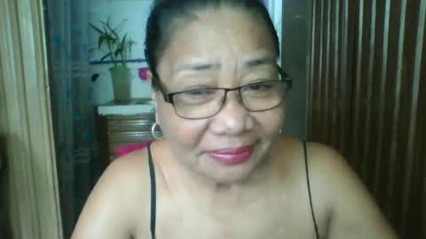 Snapshot of rosebelle66 chatting on 07/09/26, 12:58 rosebelle66 online show from 07/09/26, 12:58