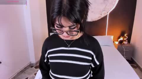 Rose online show from 12/04/25, 02:15