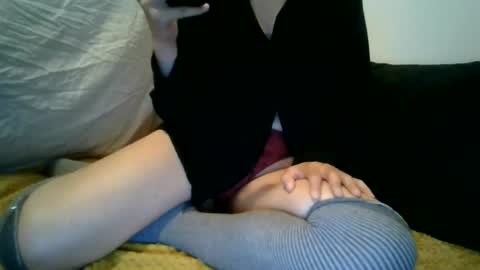 Snapshot of rosecroixx chatting on 07/13/26, 05:49 rosecroixx online show from 07/13/26, 05:49