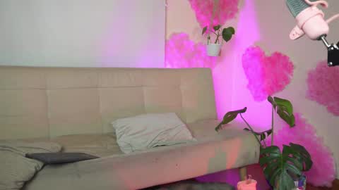 Lyla OF roselinedior online show from 03/08/25, 07:31