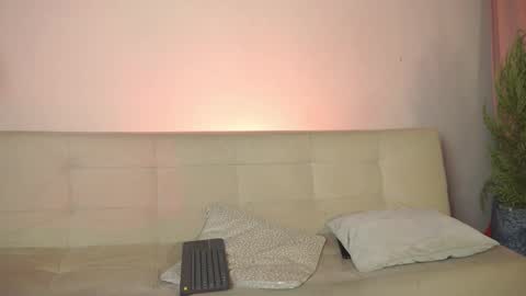 Lyla OF roselinedior online show from 03/10/25, 09:29