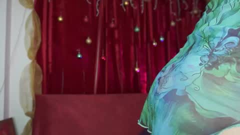 Lyla OF roselinedior online show from 12/22/25, 02:14