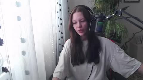 Snapshot of rosendalounsberry chatting on 04/08/26, 10:04 Lina online show from 04/08/26, 10:04