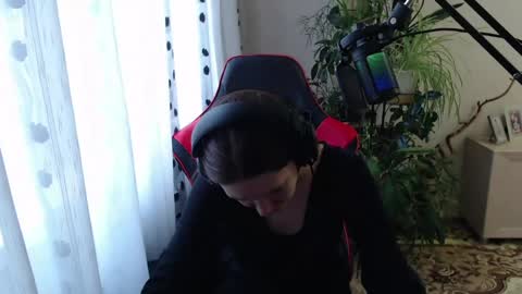 Snapshot of rosendalounsberry chatting on 04/10/26, 10:31 Lina online show from 04/10/26, 10:31