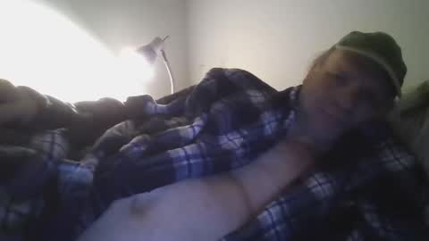 roses2u1958 online show from 12/23/24, 03:18