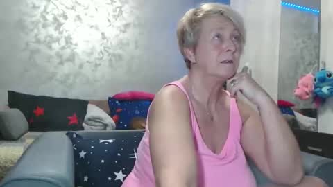 Lovepinklilly online show from 03/25/26, 05:08