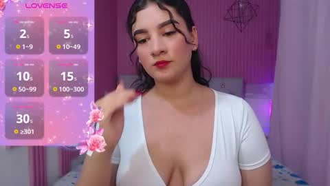 roses_liittle_ online show from 06/19/26, 11:08