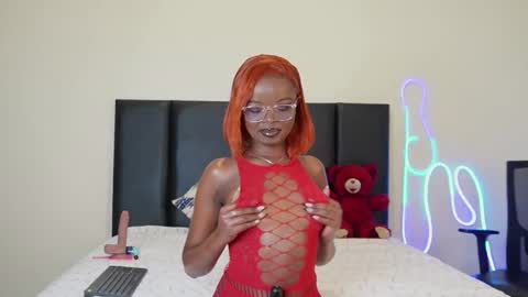 roses_rred online show from 12/12/24, 07:04