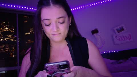 Rose Taylor online show from 12/18/24, 02:21