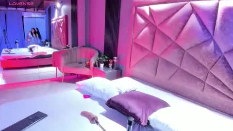 Rose online show from 10/07/25, 06:21