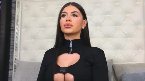 Snapshot of rosevanessa chatting on 01/08/26, 06:59 Gabriela online show from 01/08/26, 06:59