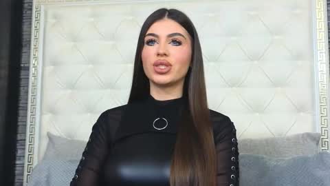 Snapshot of rosevanessa chatting on 01/16/26, 08:07 Gabriela online show from 01/16/26, 08:07