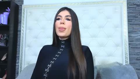 Snapshot of rosevanessa chatting on 02/09/26, 06:28 Gabriela online show from 02/09/26, 06:28