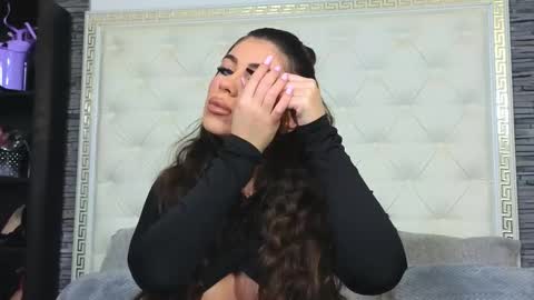 Snapshot of rosevanessa chatting on 02/13/26, 07:26 Gabriela online show from 02/13/26, 07:26