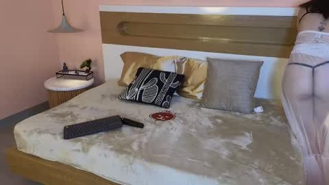 rosewilsom online show from 02/27/25, 12:02