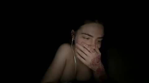 roseyla1 online show from 07/07/26, 06:47