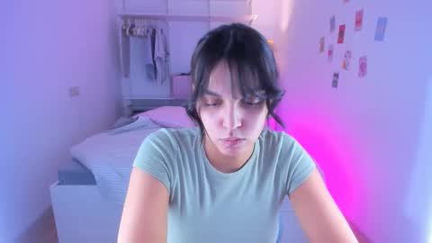 Roshelle online show from 02/09/25, 02:50