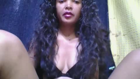 rosia685234 online show from 09/17/25, 07:54