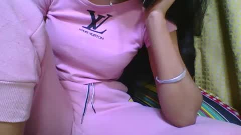 rosia685234 online show from 11/07/25, 04:51