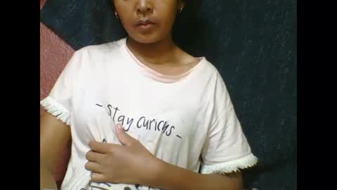 rosia685234 online show from 01/17/26, 04:00