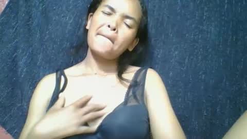 rosia685234 online show from 04/16/26, 04:19