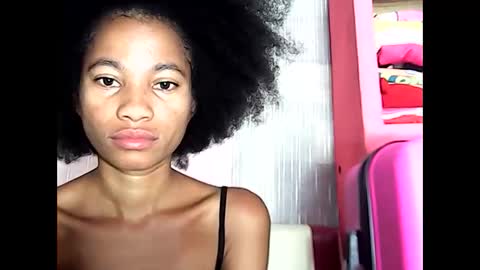 rosie6601 online show from 03/19/26, 07:51