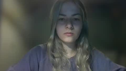 Snapshot of rosie_june chatting on 02/10/25, 07:47 Rosie online show from 02/10/25, 07:47