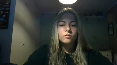 Snapshot of rosie_june chatting on 02/21/25, 08:07 Rosie online show from 02/21/25, 08:07