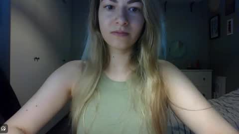 Rosie online show from 05/25/26, 07:03