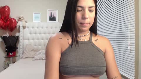 rosiehw online show from 12/15/24, 02:41