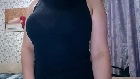 Rosie is waiting for YOU online show from 10/31/25, 04:57