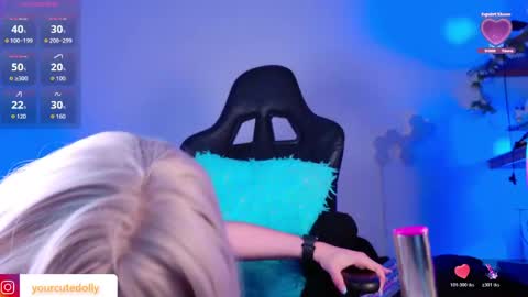 rositafresita01 online show from 04/16/26, 01:45