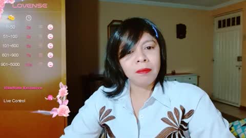 Snapshot of rositaredred chatting on 12/01/25, 05:23 ROSE online show from 12/01/25, 05:23