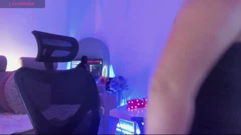 ross_lee online show from 04/08/26, 08:53