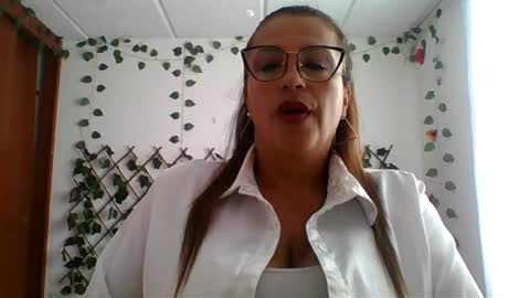 Rossana  online show from 10/08/25, 07:33