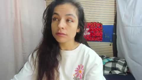 Snapshot of rosse_25 chatting on 06/17/26, 12:29 Would you like to help me with supplementation and sports suits so I can compete in powerlifting online show from 06/17/26, 12:29
